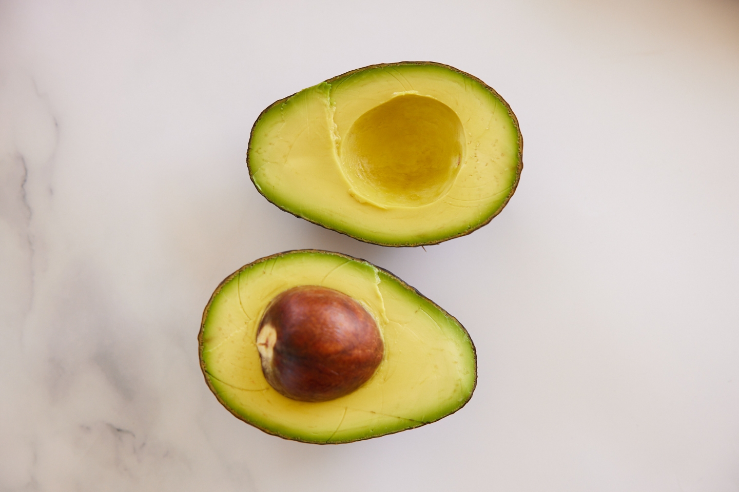 Reduce Saturated Fat and Cholesterol Intake with Fresh Avocados